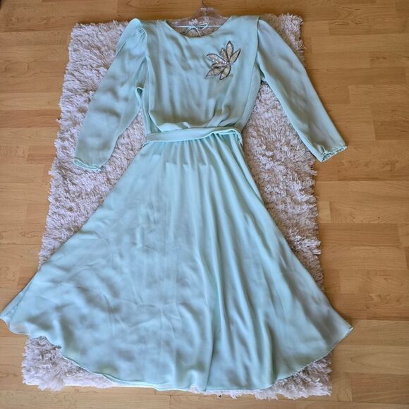 Monica Richards Mint Green Dress with Silver Embellishment Vtg size 5 - Picture 11 of 16